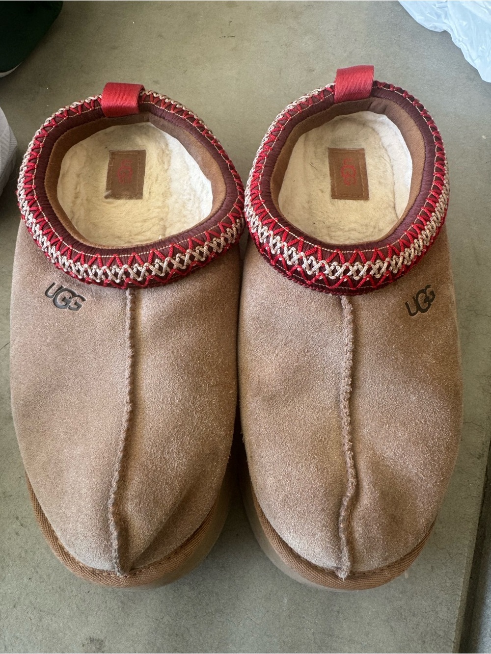 UGG Kids Chestnut Suede Slip-On Slippers with Red Trim